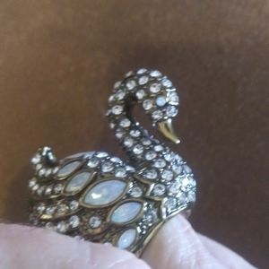 RARE Heidi Daus Swan ring.       Your Purchase Supports Wildlife Rescue!